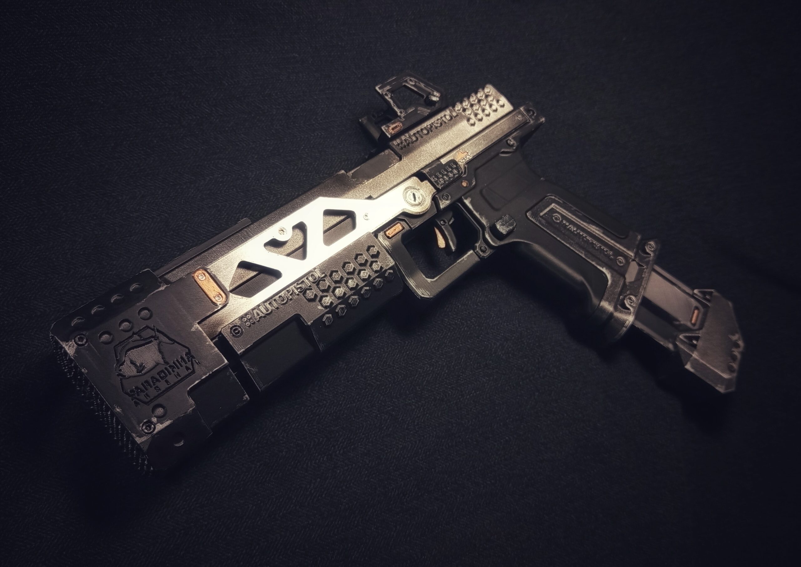 TITANFALL 2 RE-45 Replica