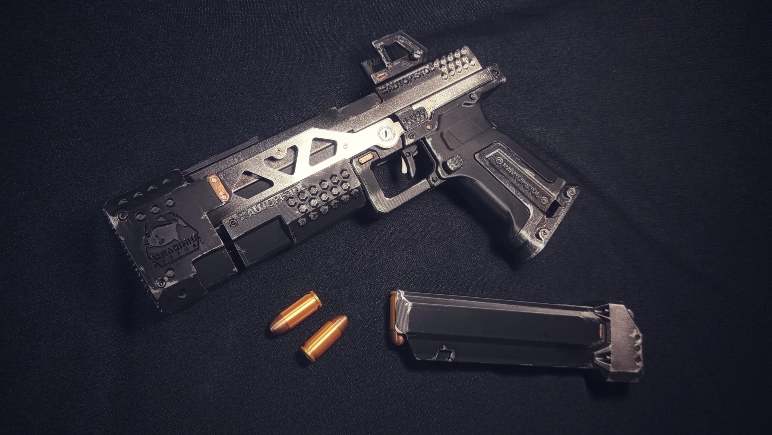 TITANFALL 2 RE-45 Replica
